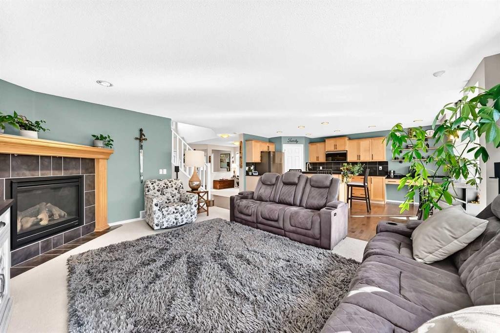 2071 Reunion Boulevard Nw, Airdrie, AB