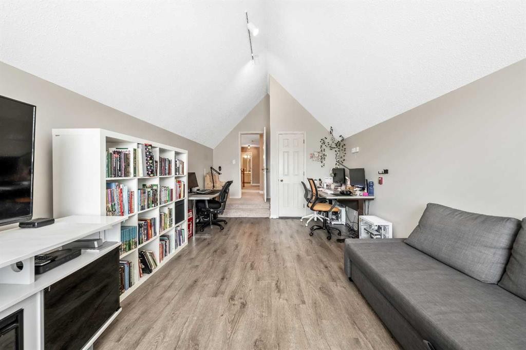 101 Sun Canyon Way Se, Calgary, AB