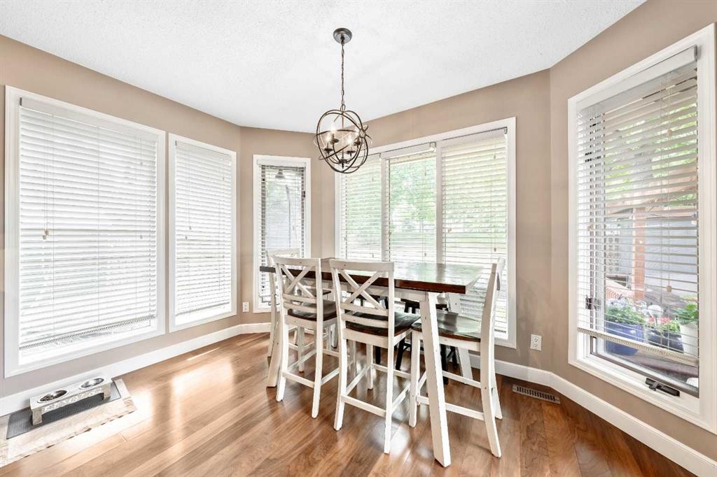 101 Sun Canyon Way Se, Calgary, AB