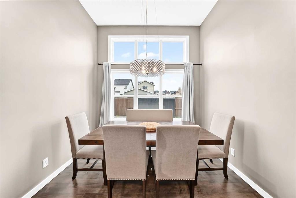 1046 New Brighton Park Se, Calgary, AB