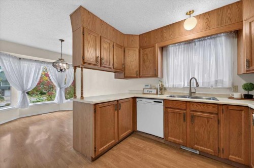 120 Hawkwood Boulevard, Calgary, AB 