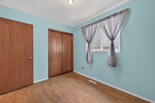 120 Hawkwood Boulevard, Calgary, AB 