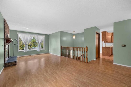 120 Hawkwood Boulevard, Calgary, AB 