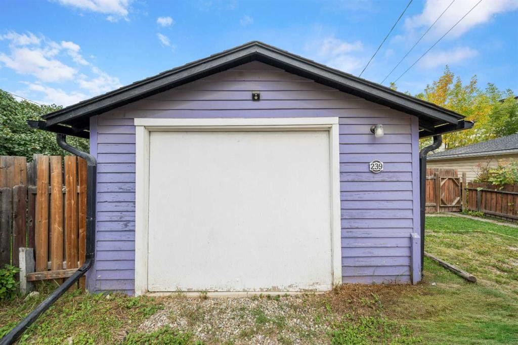 239 24 Avenue Ne, Calgary, AB