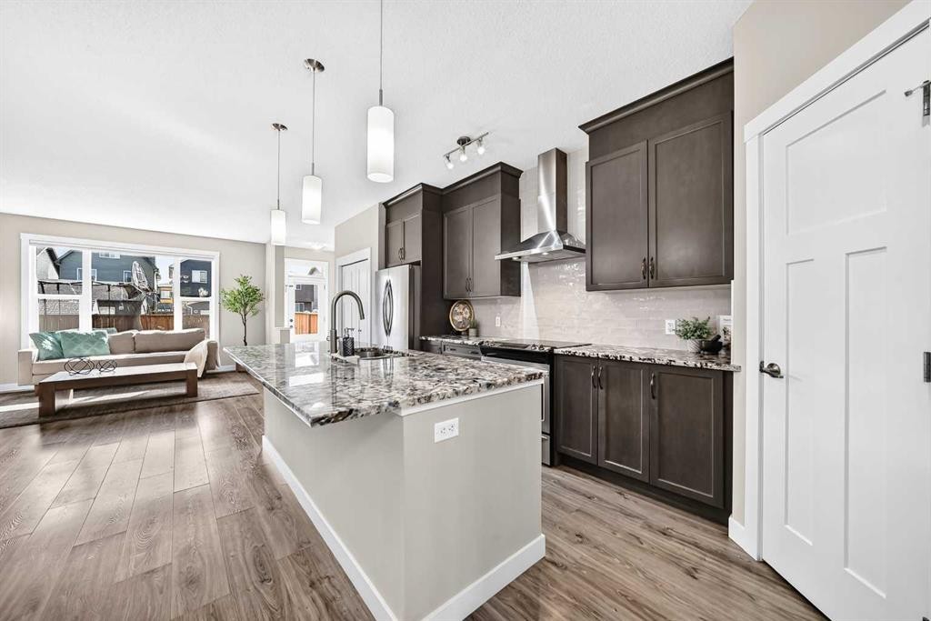 84 Seton Terrace Se, Calgary, AB