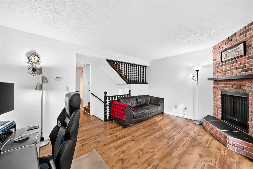 16-803 Varsity Estates Drive Nw, Calgary, AB