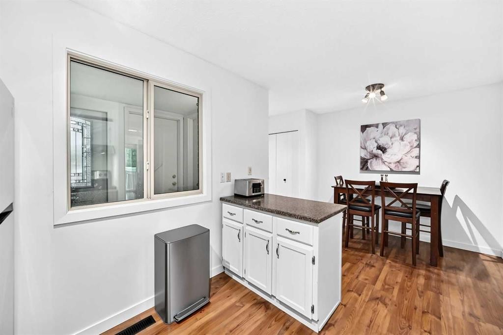 16-803 Varsity Estates Drive Nw, Calgary, AB