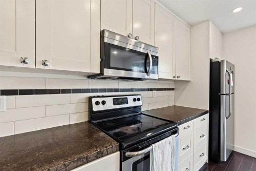 61 Falmere Way Ne, Calgary, AB 