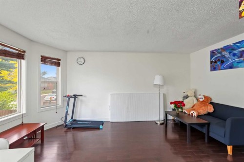 61 Falmere Way Ne, Calgary, AB 