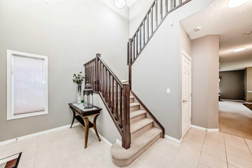 2092 Reunion Boulevard Nw, Airdrie, AB