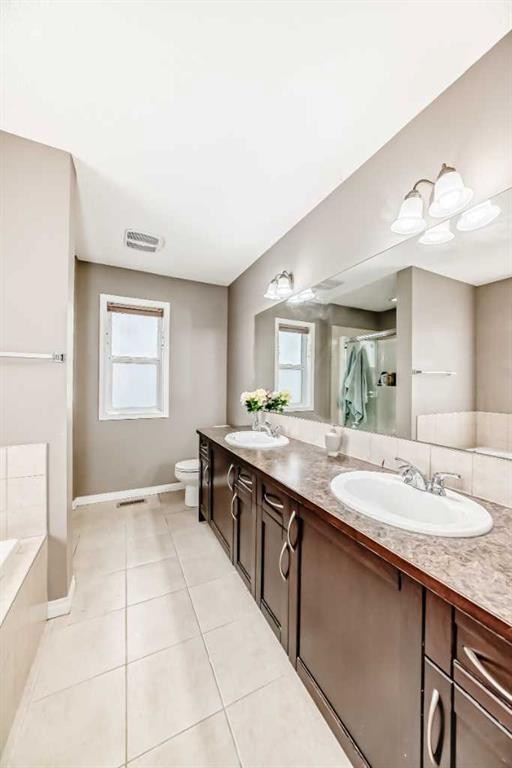 2092 Reunion Boulevard Nw, Airdrie, AB