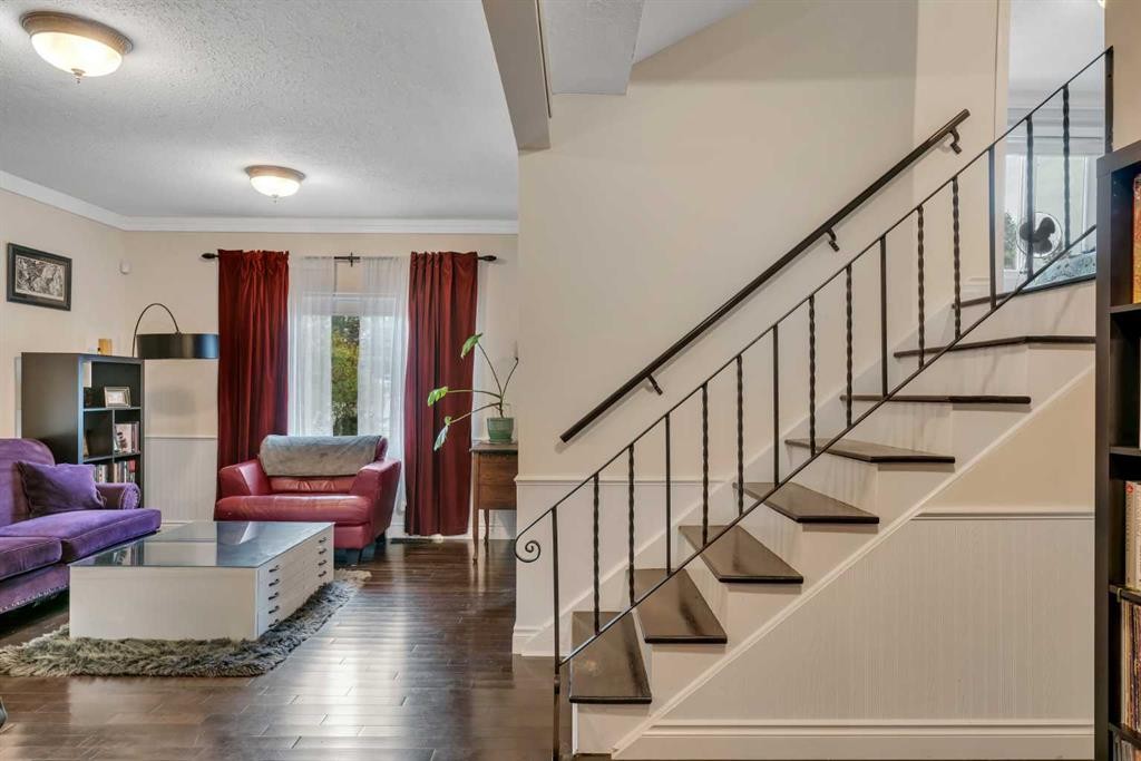 5820 Bowwater Crescent Nw, Calgary, AB