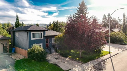 5820 Bowwater Crescent Nw, Calgary, AB 