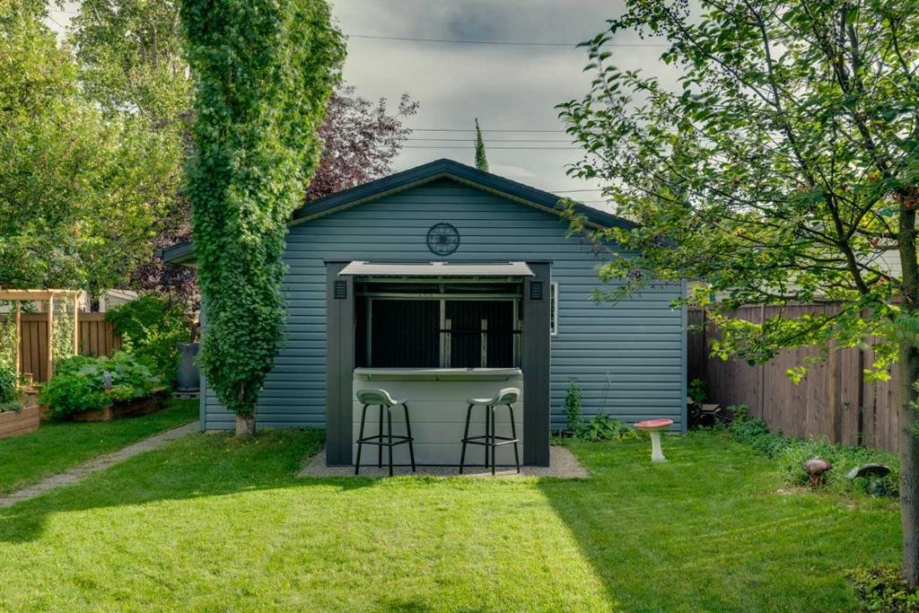5820 Bowwater Crescent Nw, Calgary, AB