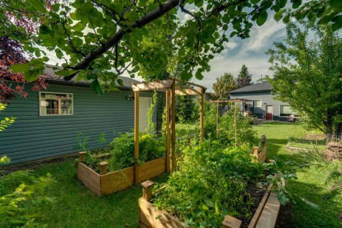 5820 Bowwater Crescent Nw, Calgary, AB 