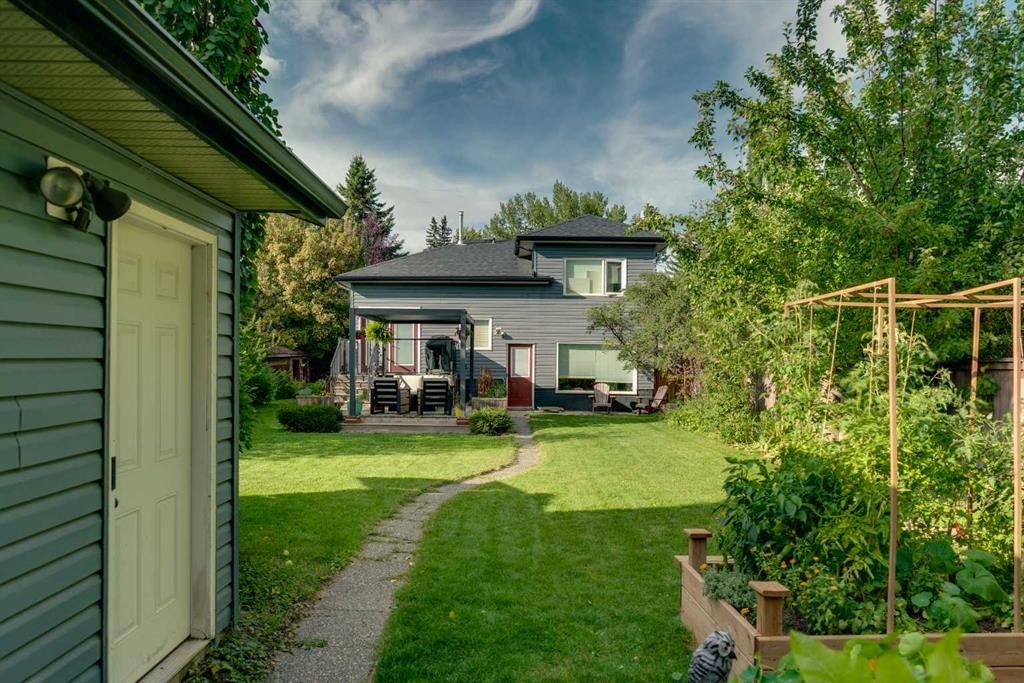 5820 Bowwater Crescent Nw, Calgary, AB