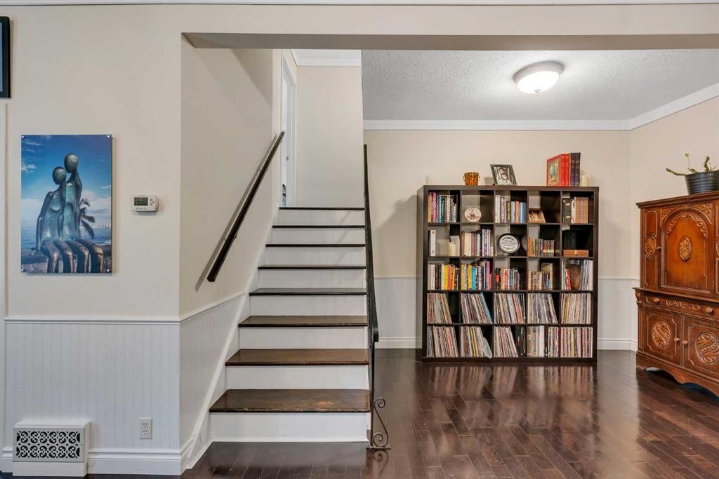 5820 Bowwater Crescent Nw, Calgary, AB