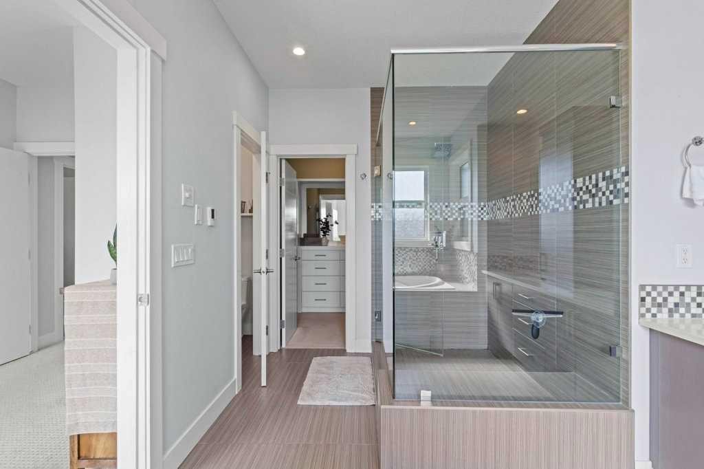 3519 3 Avenue Sw, Calgary, AB