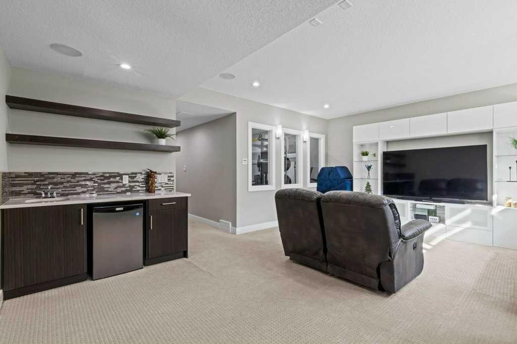 3519 3 Avenue Sw, Calgary, AB