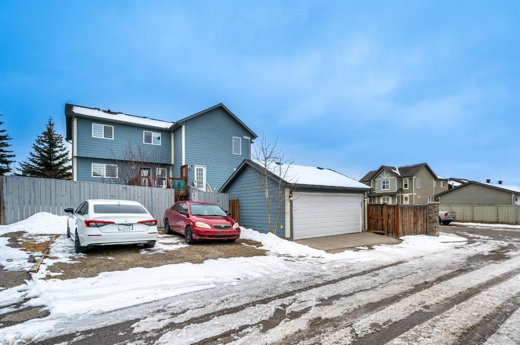 702 Panamount Boulevard Nw, Calgary, AB