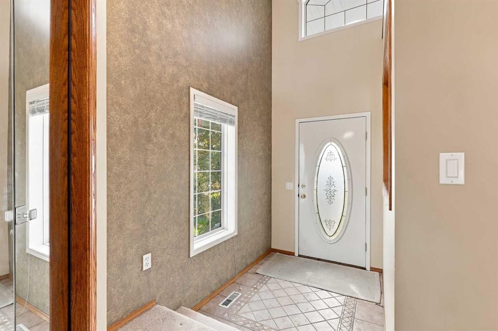 25 Arbour Ridge Park Nw, Calgary, AB