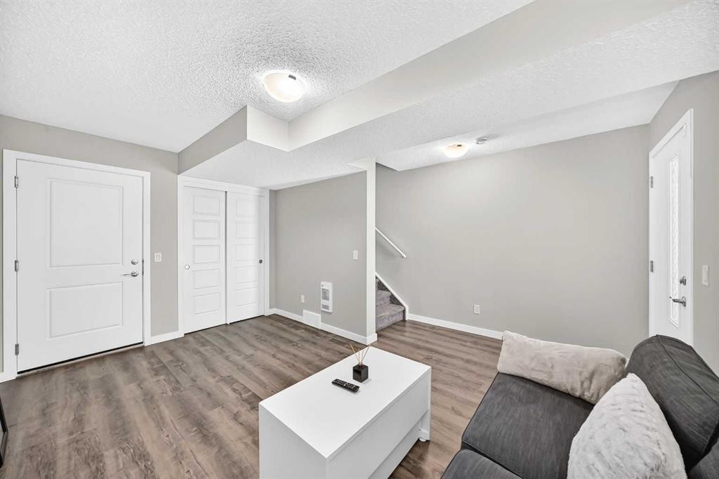 122-301 Redstone Boulevard Ne, Calgary, AB