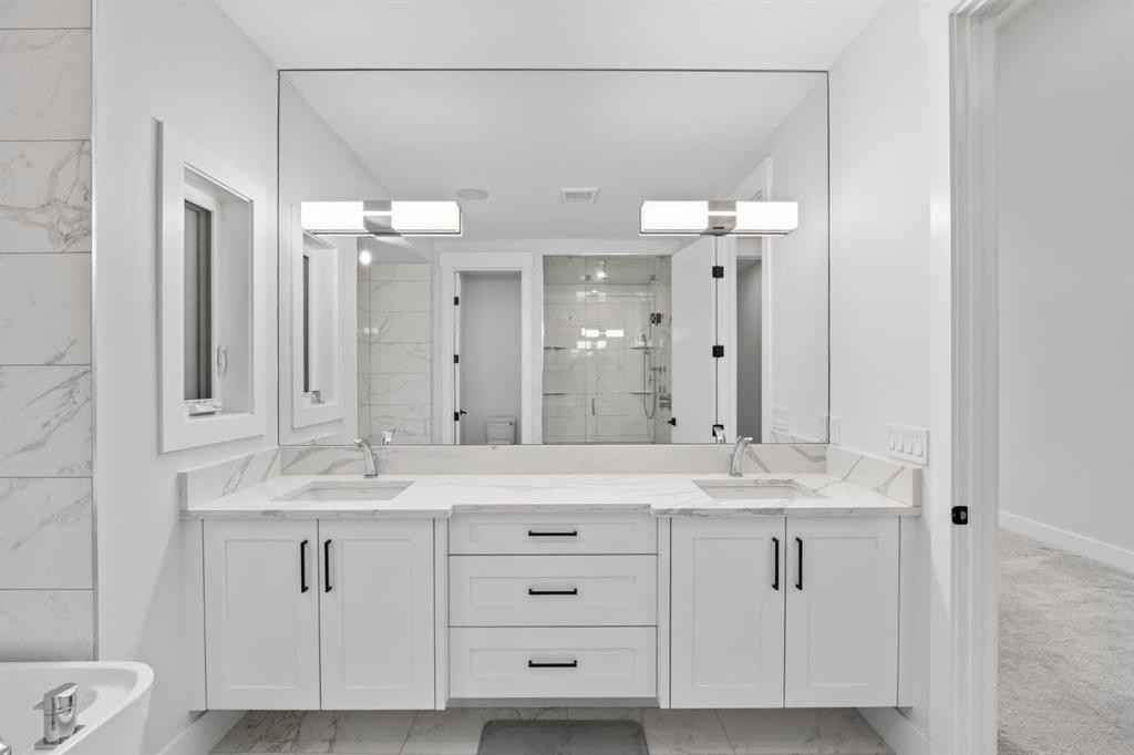 1937 44 Avenue Sw, Calgary, AB