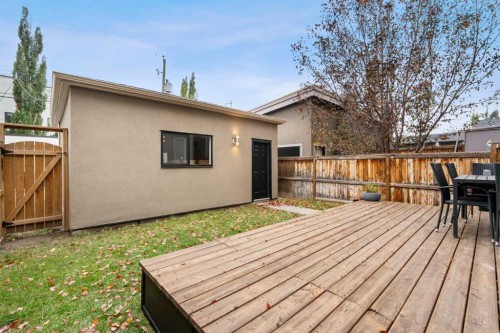 1937 44 Avenue Sw, Calgary, AB 