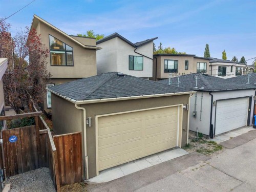 1937 44 Avenue Sw, Calgary, AB 