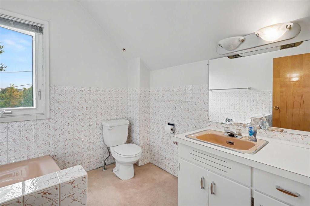 1731 26 Avenue Se, Calgary, AB
