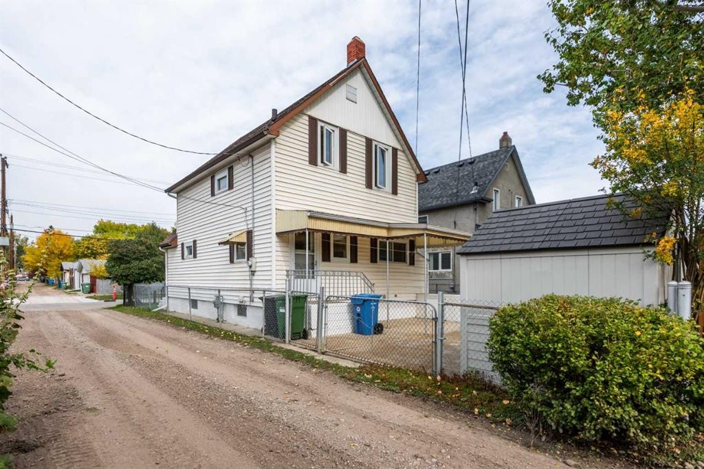 1731 26 Avenue Se, Calgary, AB
