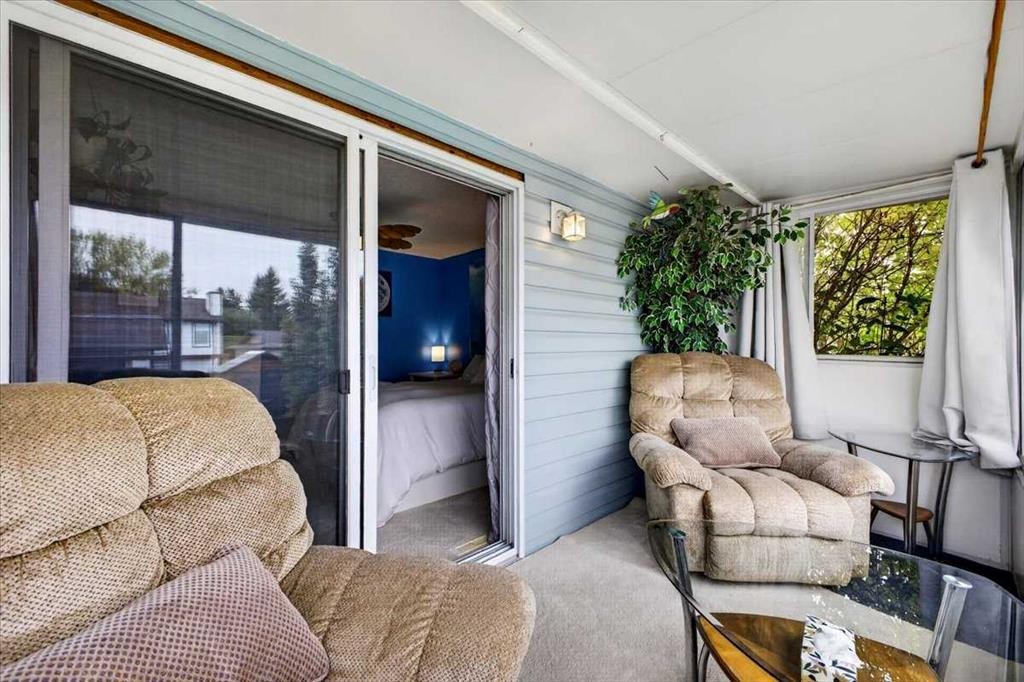 63 Beaconsfield Way Nw, Calgary, AB