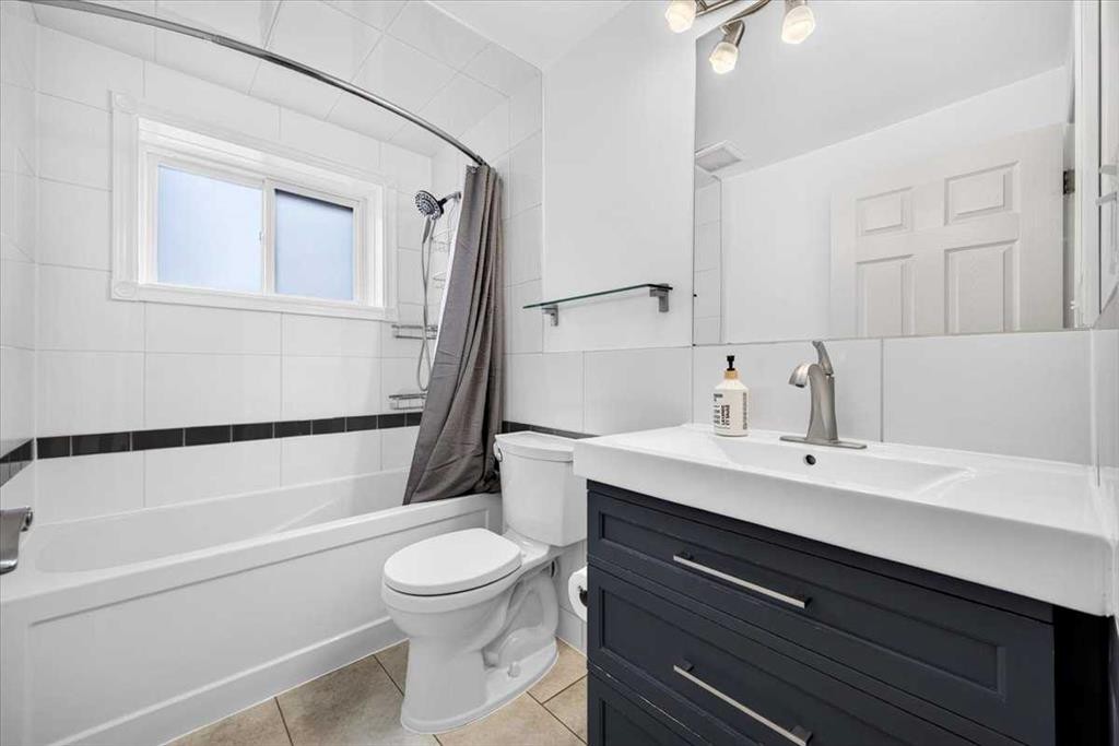 63 Beaconsfield Way Nw, Calgary, AB