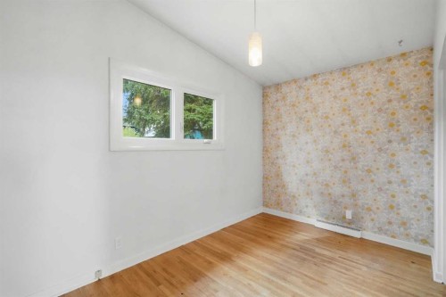 35 Cornwallis Drive Nw, Calgary, AB 