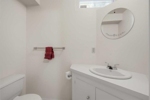 35 Cornwallis Drive Nw, Calgary, AB 
