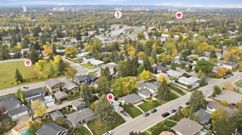 35 Cornwallis Drive Nw, Calgary, AB 