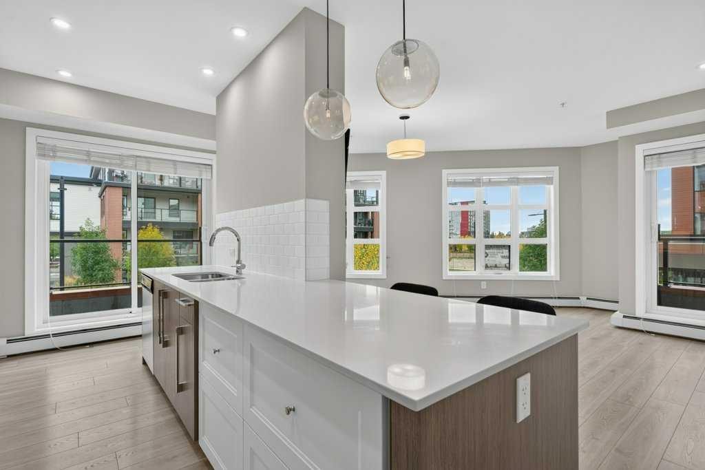 201-383 Smith Street Nw, Calgary, AB