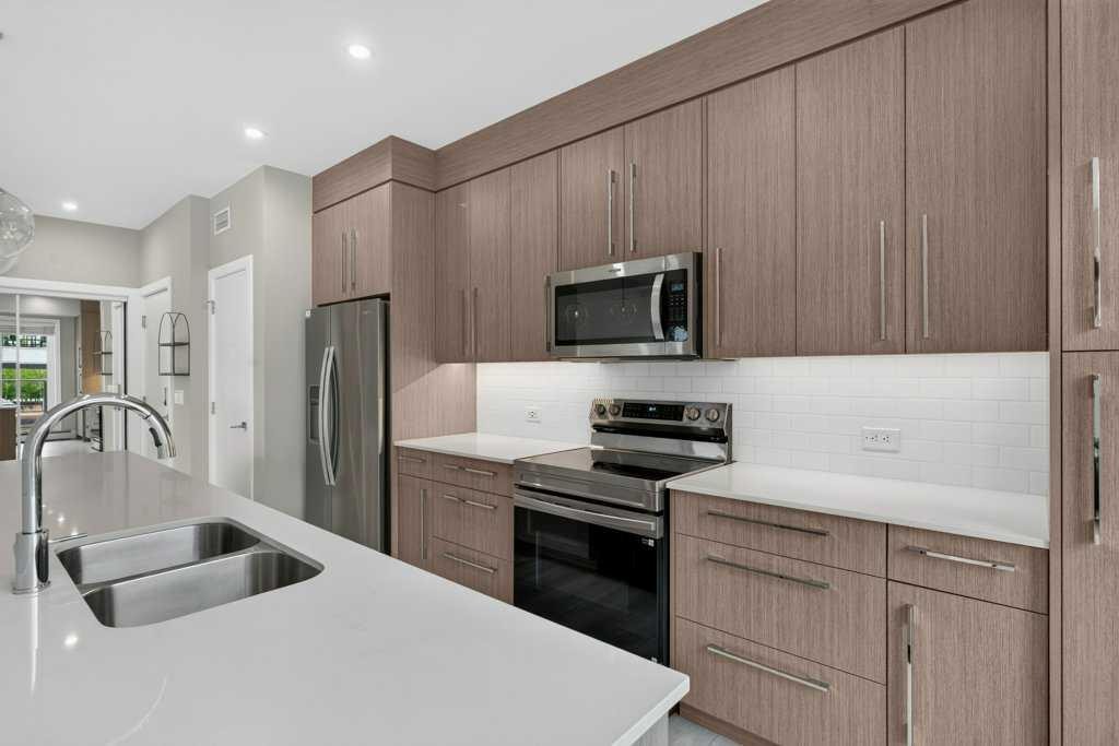 201-383 Smith Street Nw, Calgary, AB