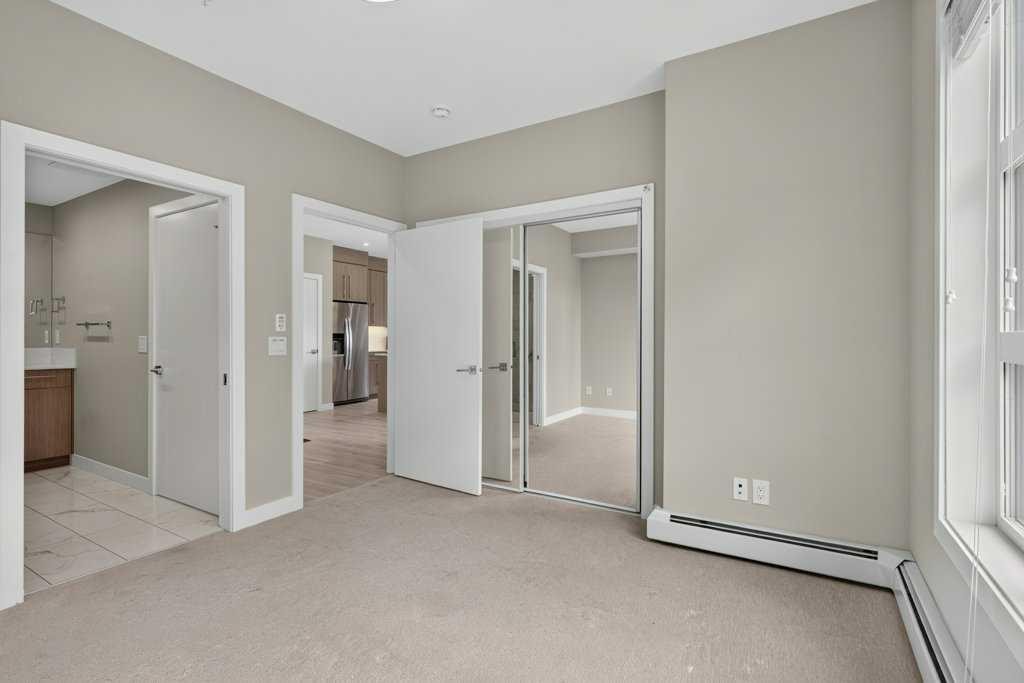 201-383 Smith Street Nw, Calgary, AB