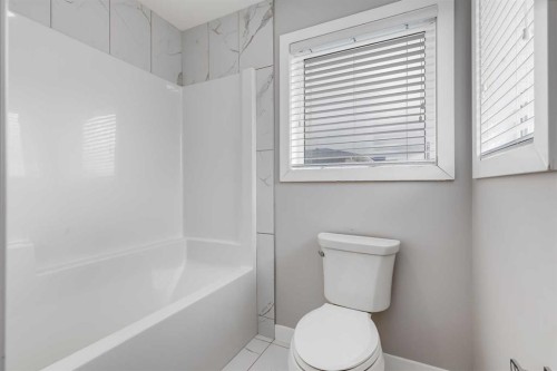 104 Corner Meadows Gate Ne, Calgary, AB 