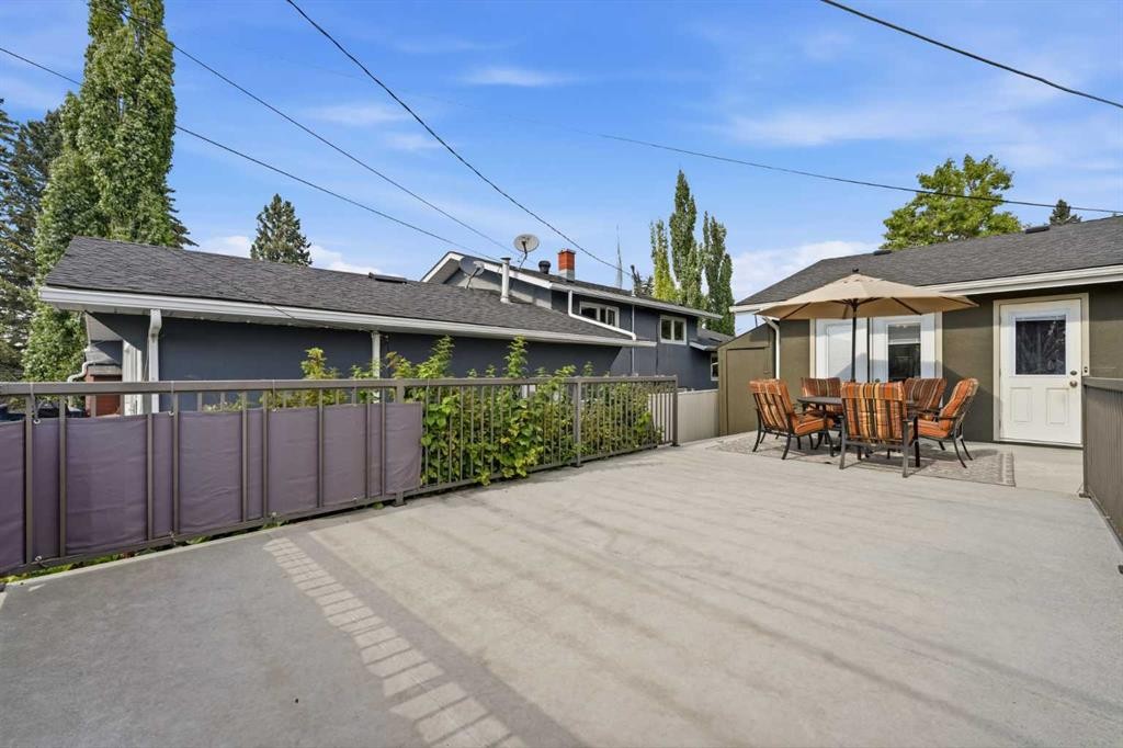 9 Foxwell Road Se, Calgary, AB