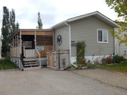 17-5210 65 Avenue Olds, AB T4H 1W7