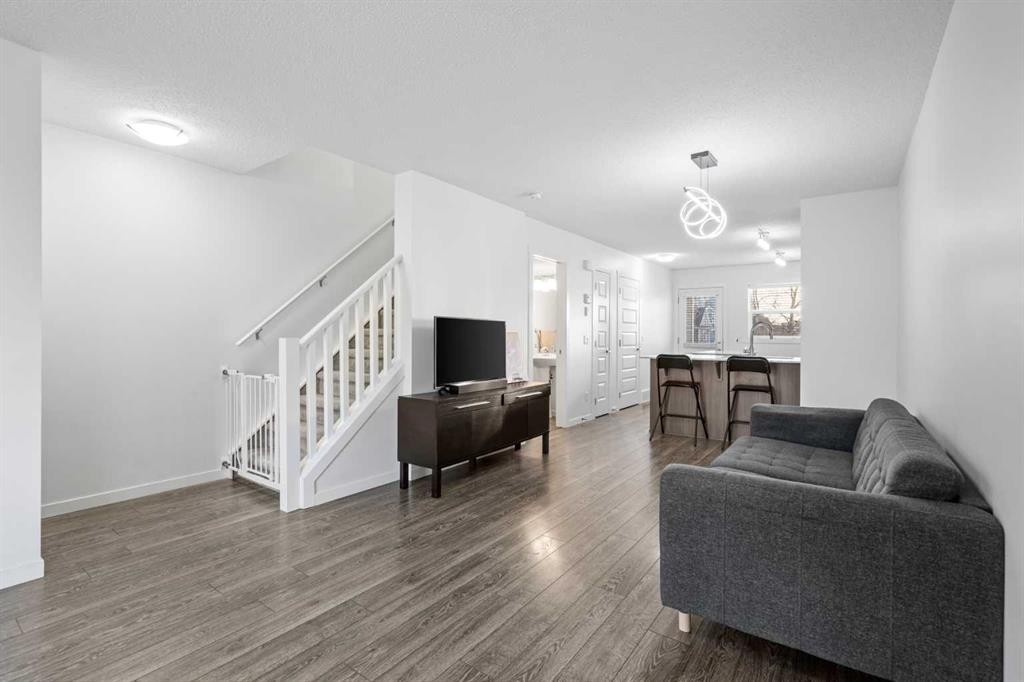 111 Auburn Bay Street Se, Calgary, AB