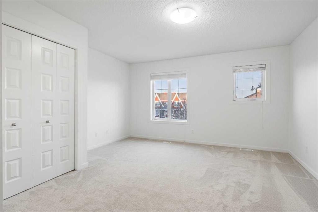 111 Auburn Bay Street Se, Calgary, AB