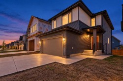 48 Southborough Lane Cochrane, AB T4C 3J4