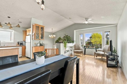 67 Martin Crossing Close Ne, Calgary, AB 