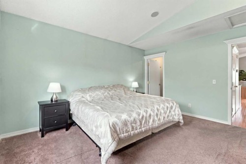 67 Martin Crossing Close Ne, Calgary, AB 