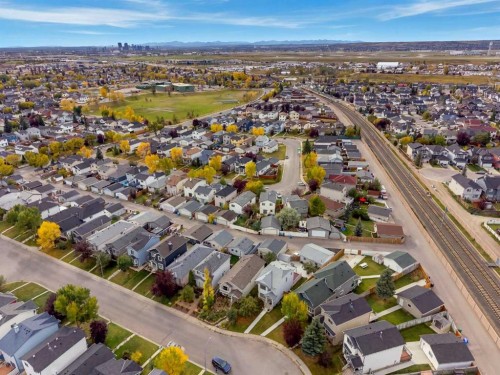 67 Martin Crossing Close Ne, Calgary, AB 