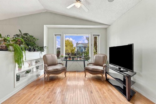67 Martin Crossing Close Ne, Calgary, AB 