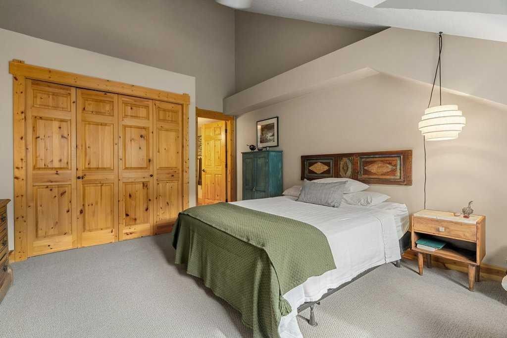 317-175 Crossbow, Canmore, AB